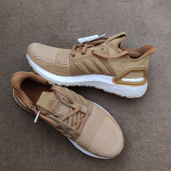 Adidas X Universal Works ultraboost 19 - Picture 5 of 12